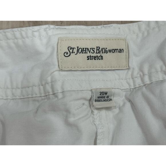 St. John's Bay Woman Stretch Skort White 20W Plus - Picture 3 of 5